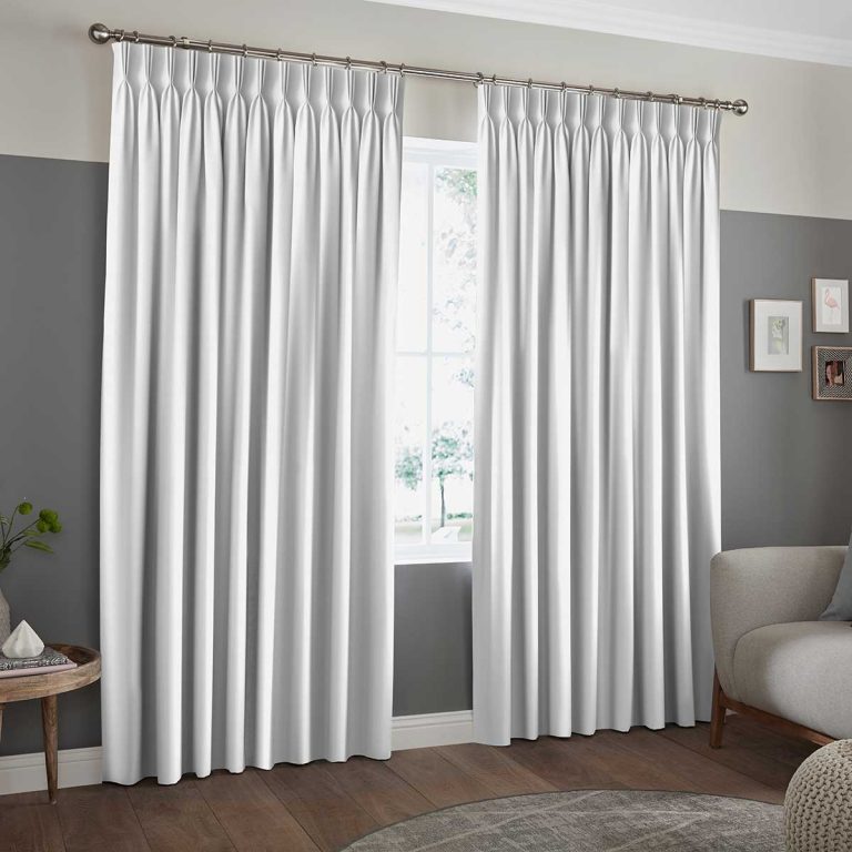 ROMF-1857-Curtain---Life---Triple