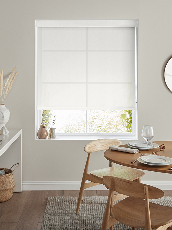 Astin 8% White Roller Blind Astin 8% White Roller Blind