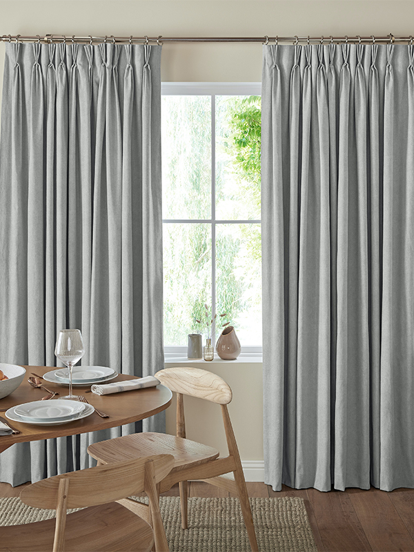 Cassandra Silver Curtain Cassandra Silver Curtain