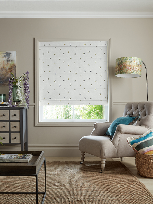 Busy Bee Linen Roman Blind Busy Bee Linen Roman Blind