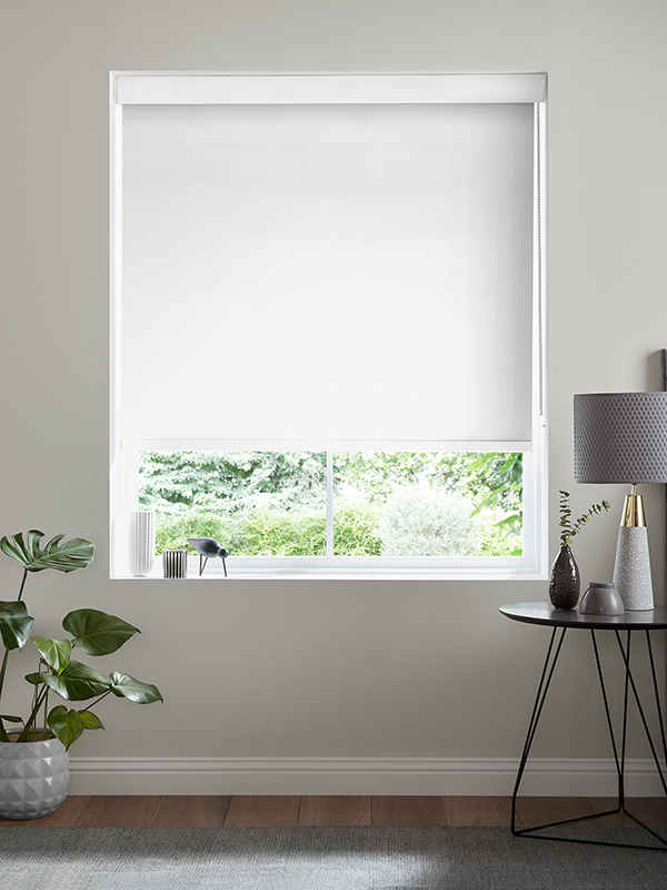 Maitlin White Roller Blind Maitlin White Roller Blind
