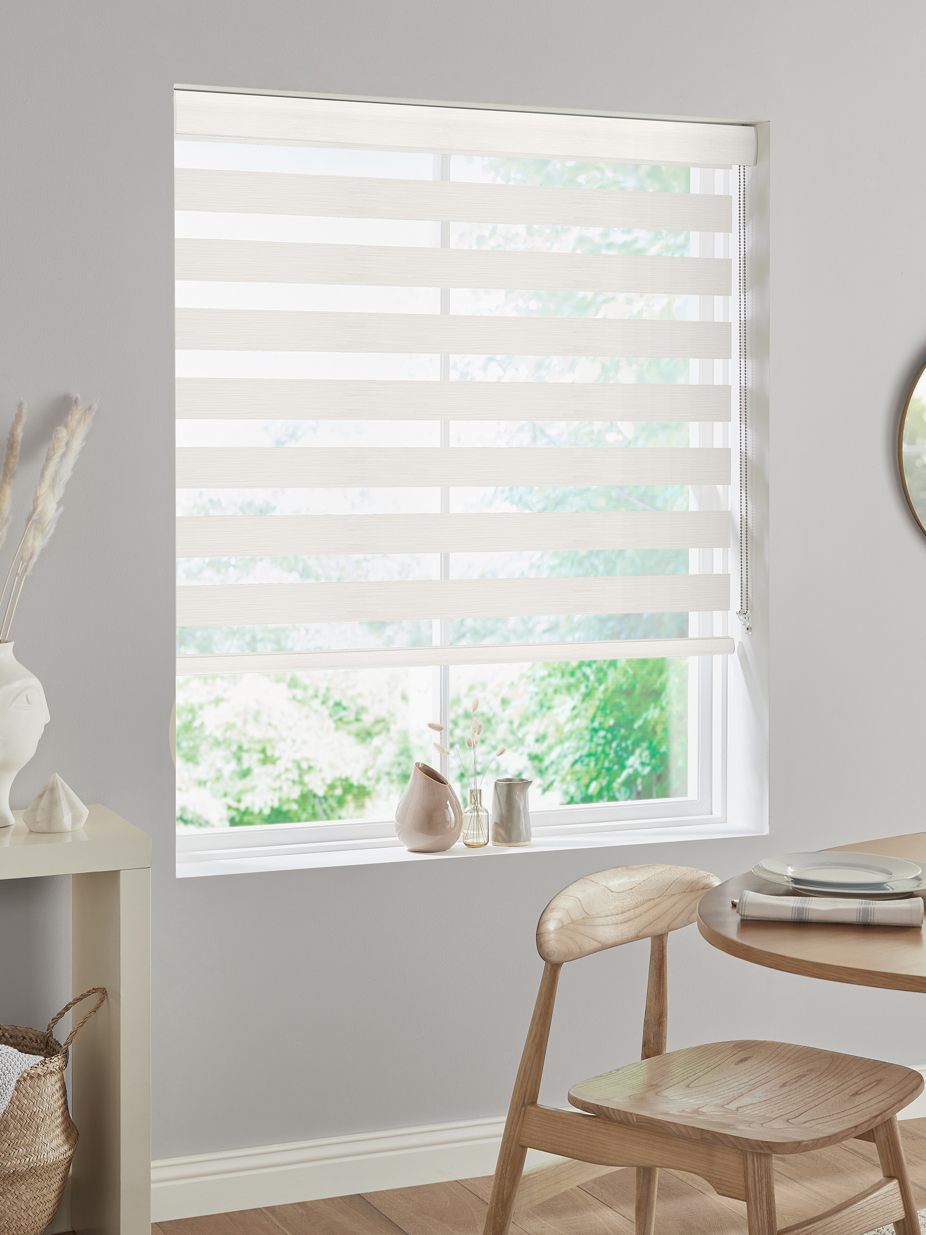 Kempton Snow Fifty50 Blinds Kempton Snow Fifty50 Blinds