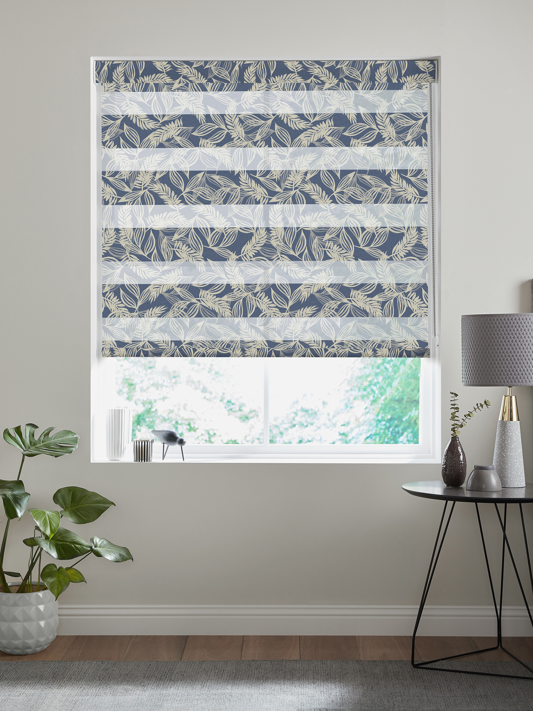 Mia Ocean Fifty50 Blinds Mia Ocean Fifty50 Blinds