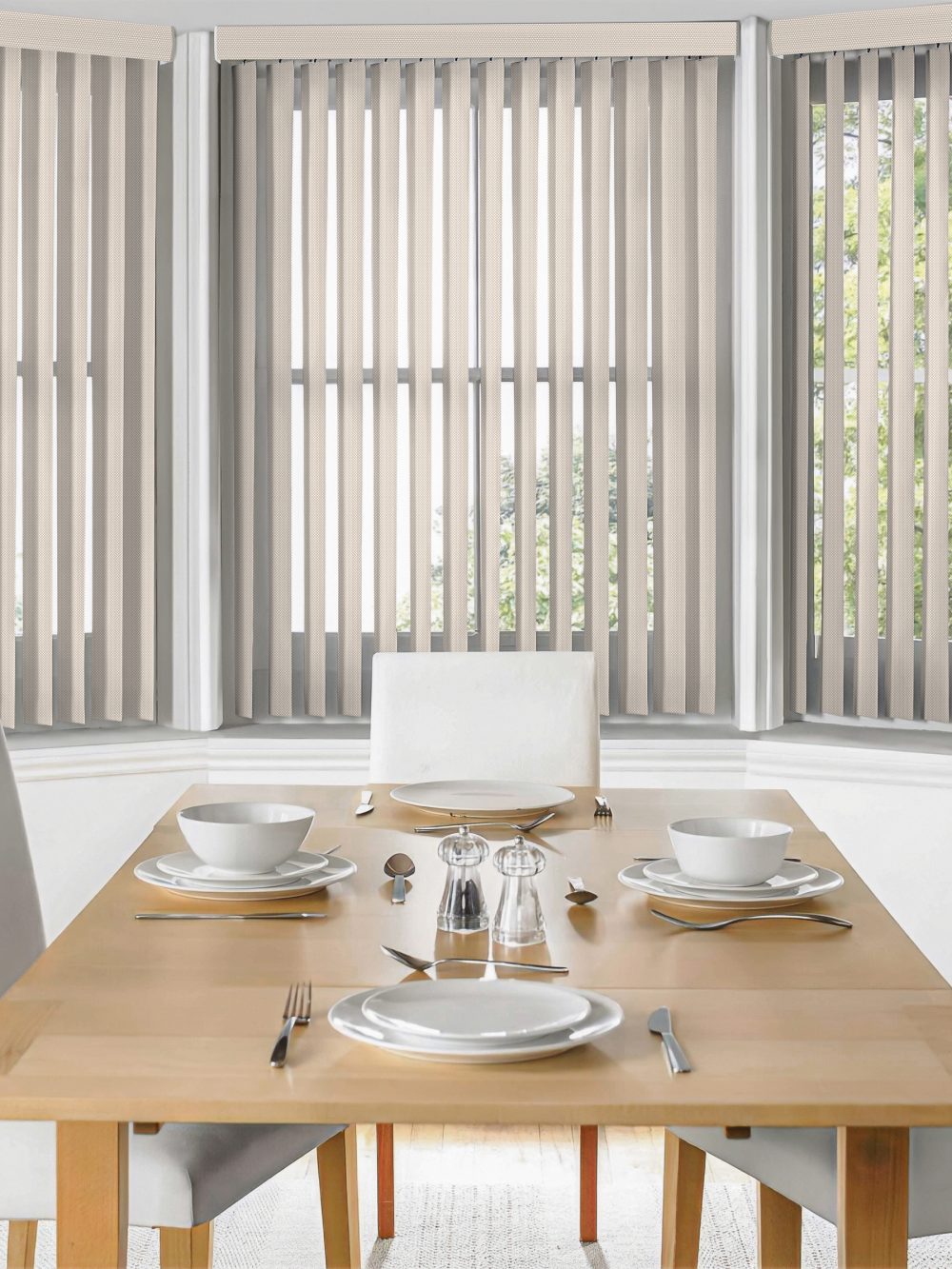 Astin 8% Cream Vertical Blind