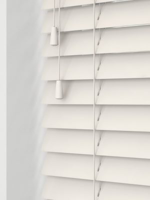 White  Wood Venetian Blind