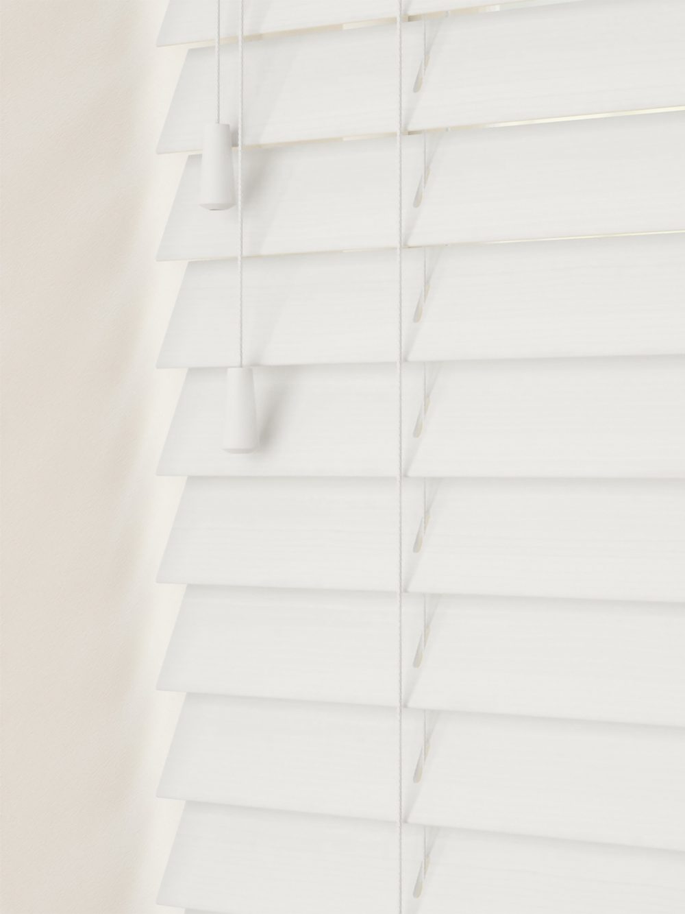 Cloud Fine Grain  Faux Wood Venetian Blind